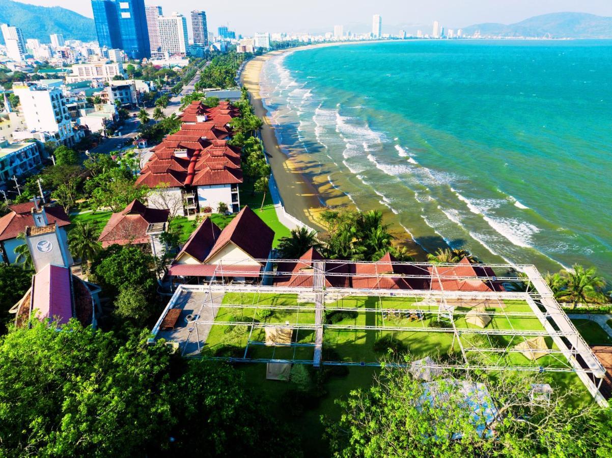 Dankbaar Resort Куинён Экстерьер фото