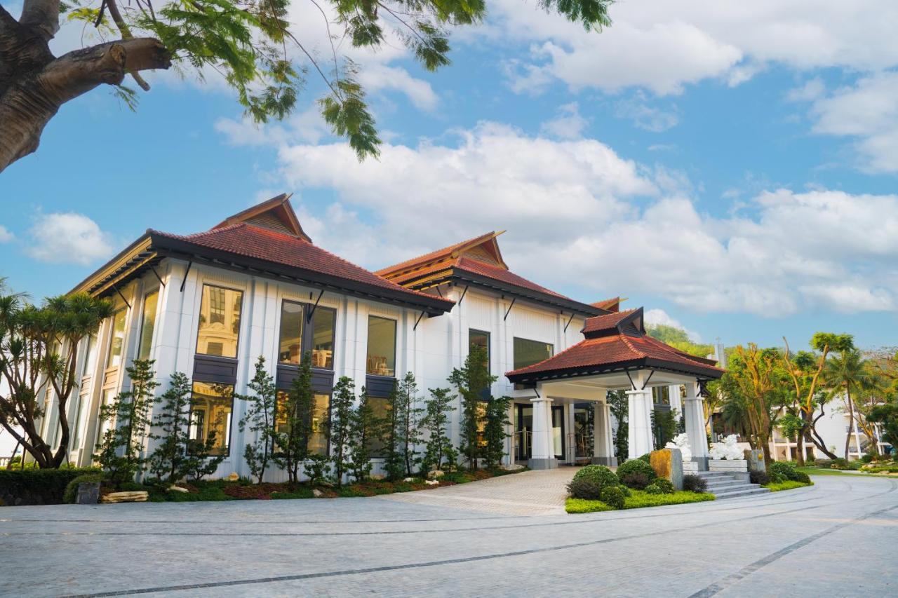 Dankbaar Resort Куинён Экстерьер фото